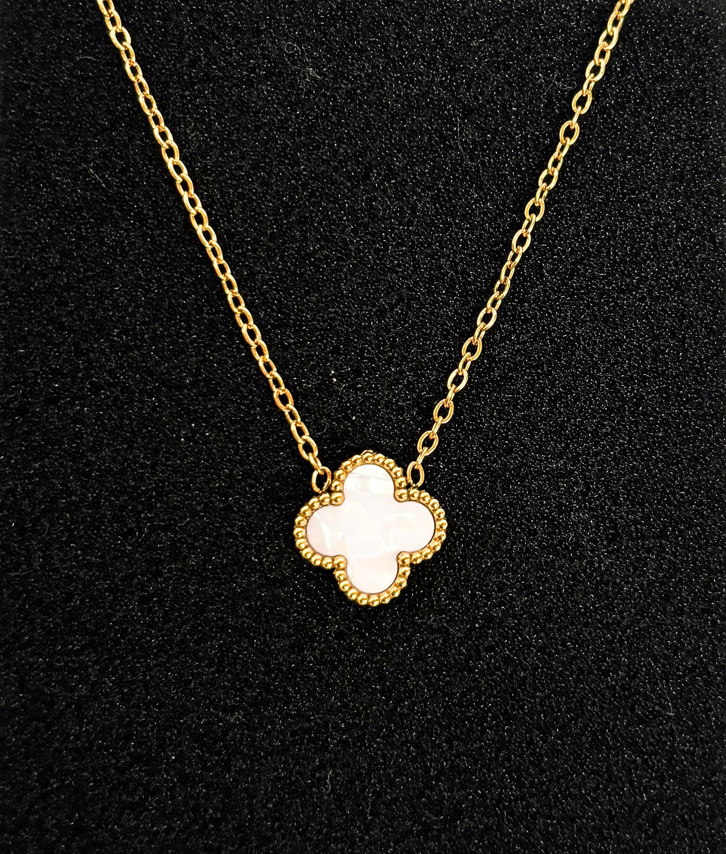Reversible clove