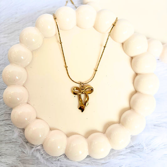 Thick Bow Necklace