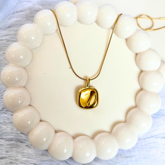 Equa Necklace