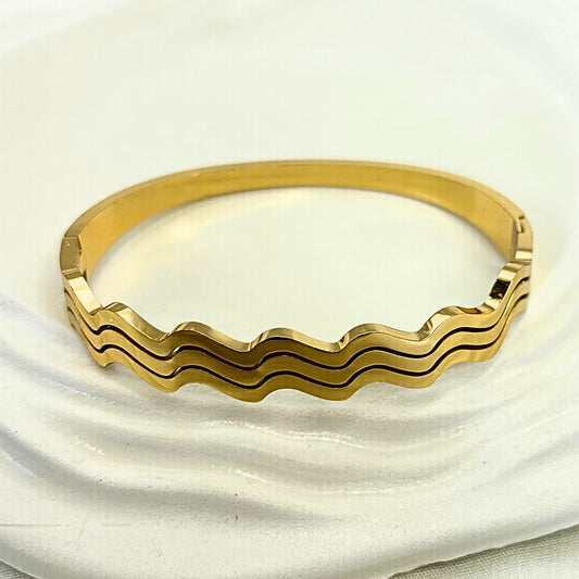 Ocean Wave Bracelet