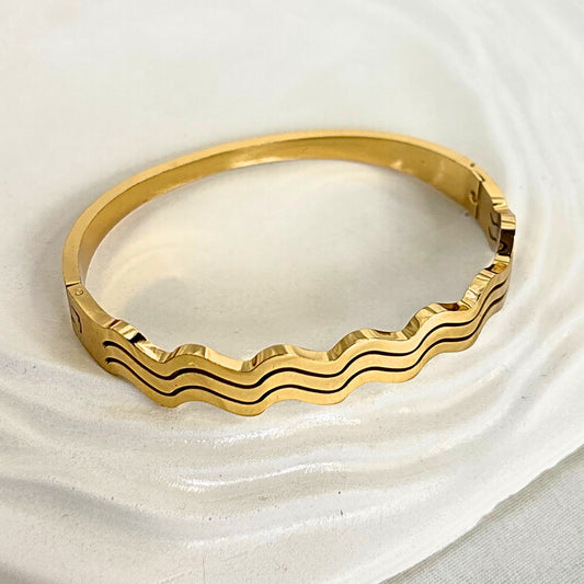 Ocean Wave Bracelet