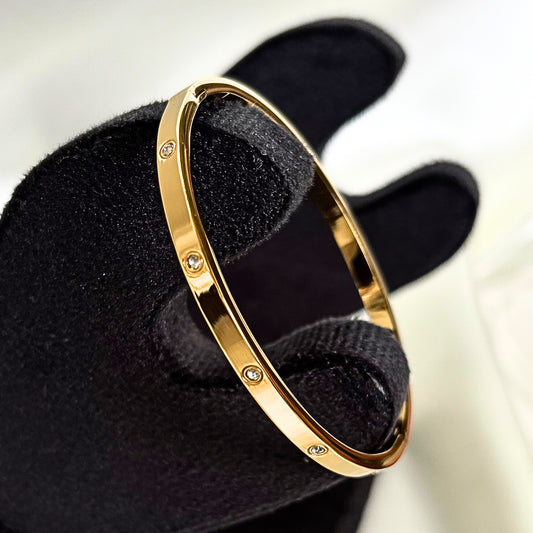 Baby Daimond Gold Bracelet