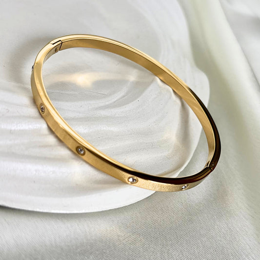 Baby Daimond Gold Bracelet