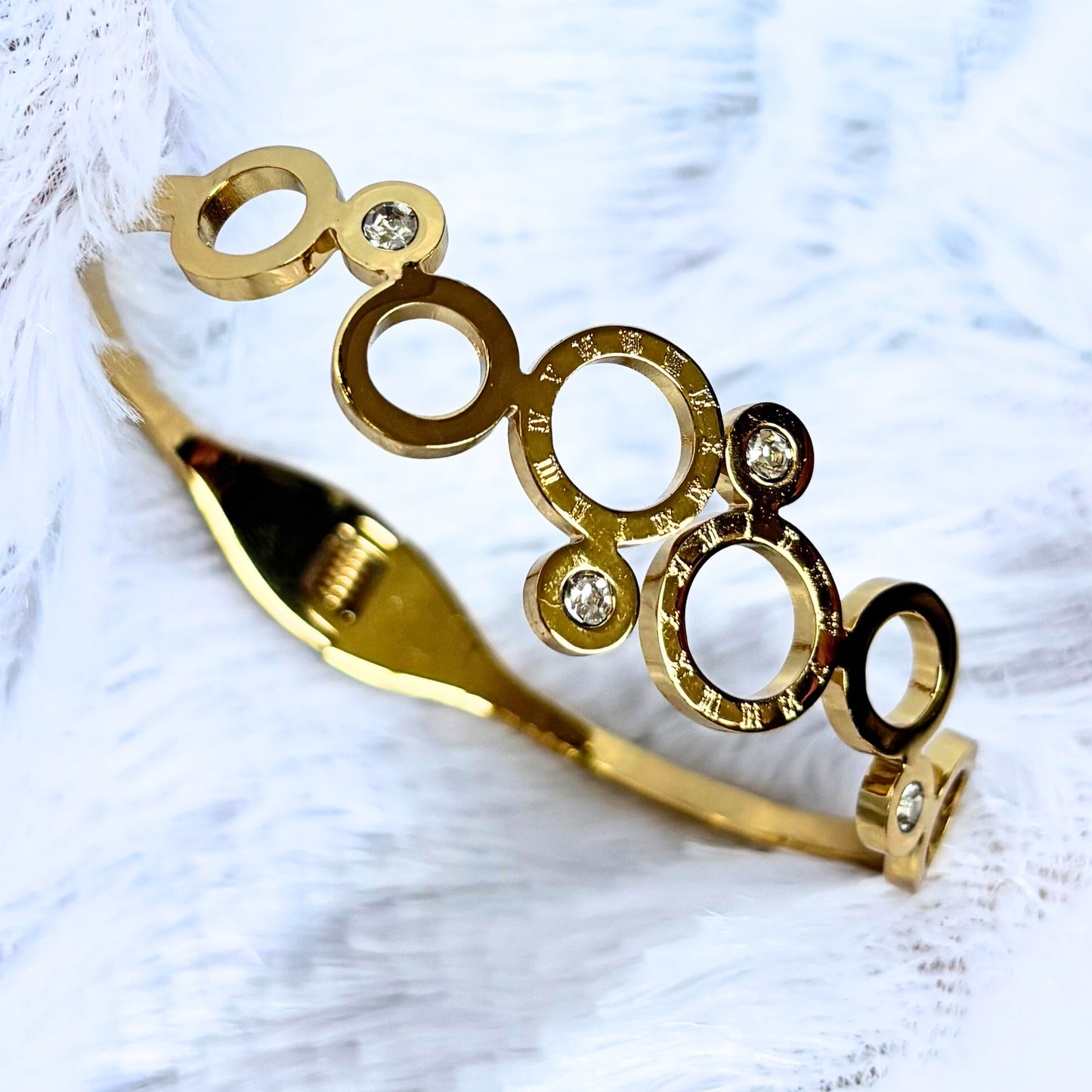 Diamond Loop Bracelet
