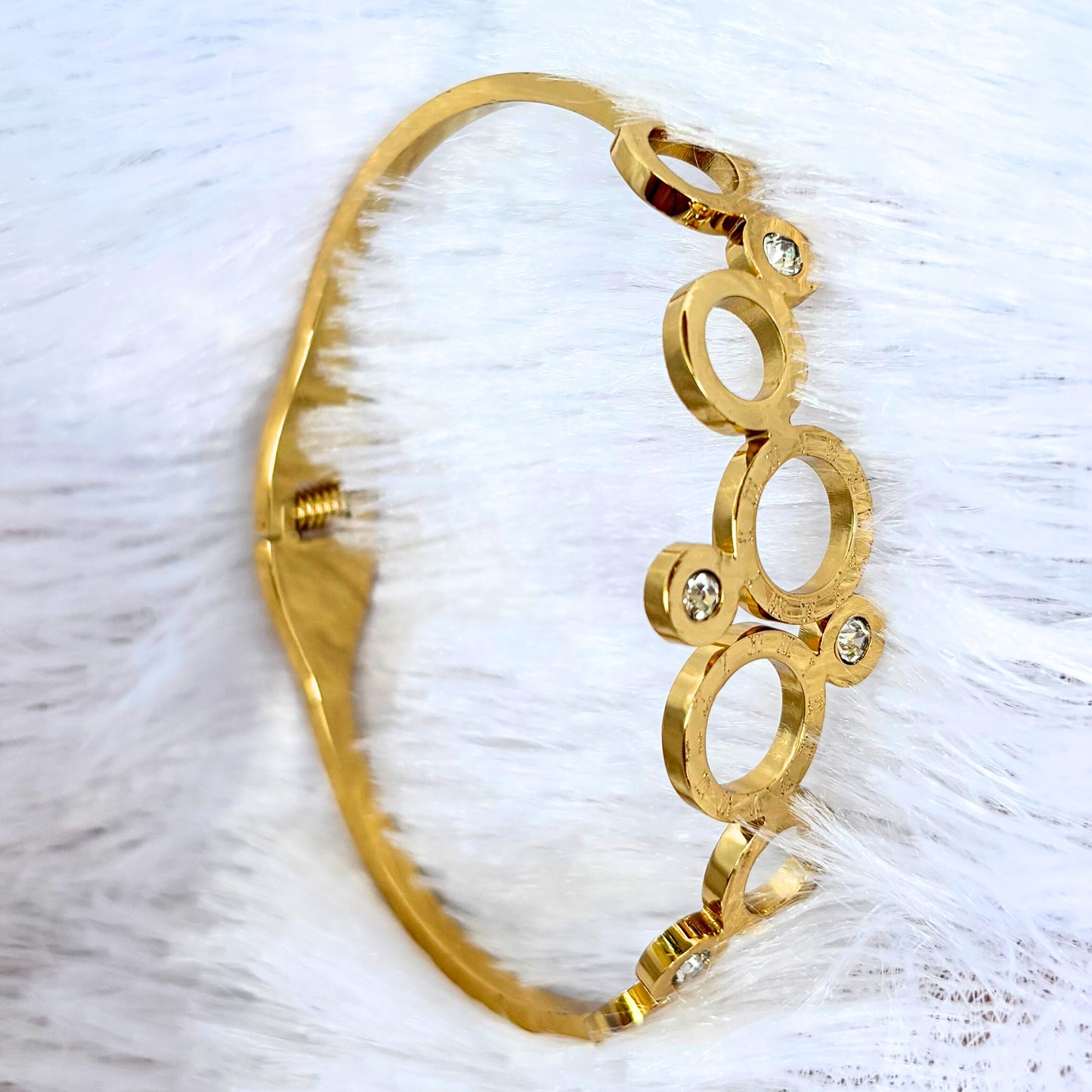Diamond Loop Bracelet